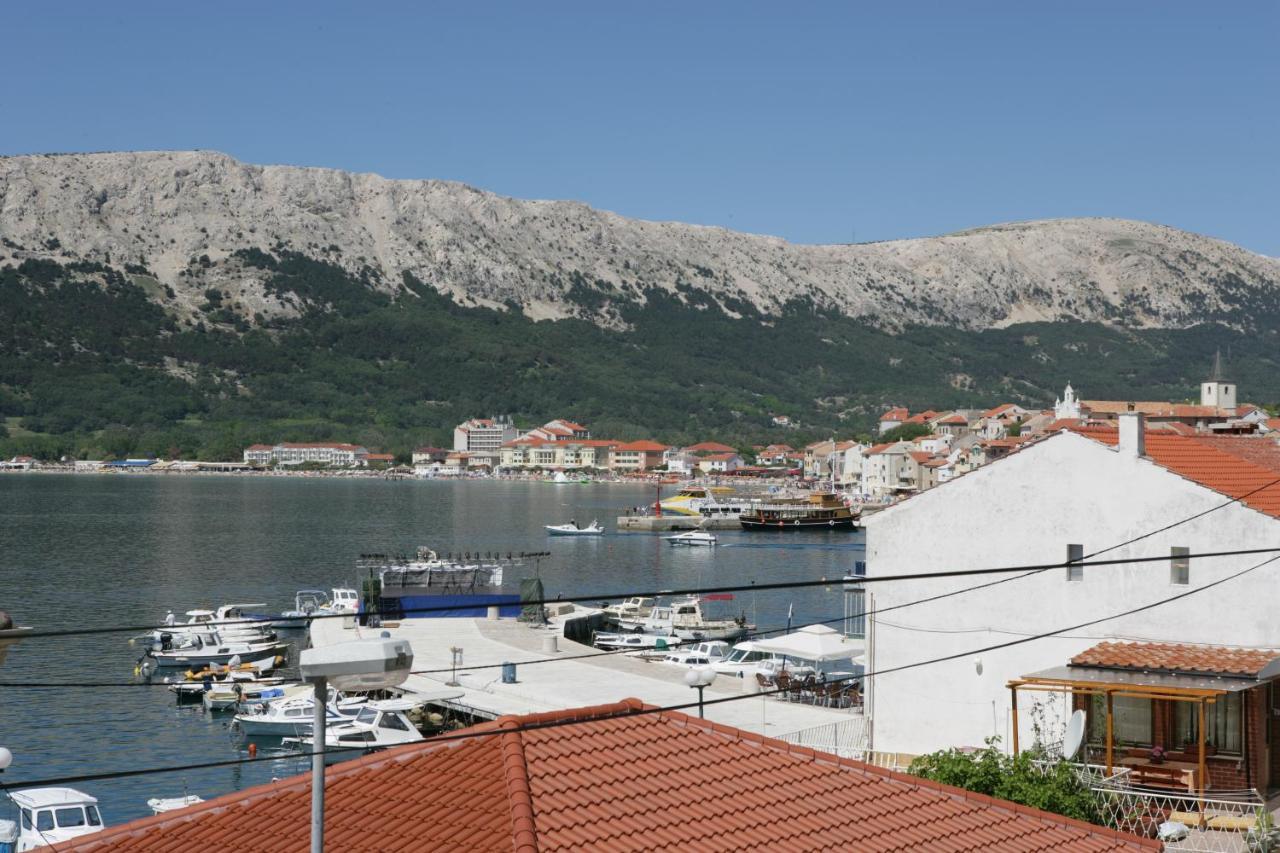 Apartment Mario With Terrace And Sea View Baška Esterno foto