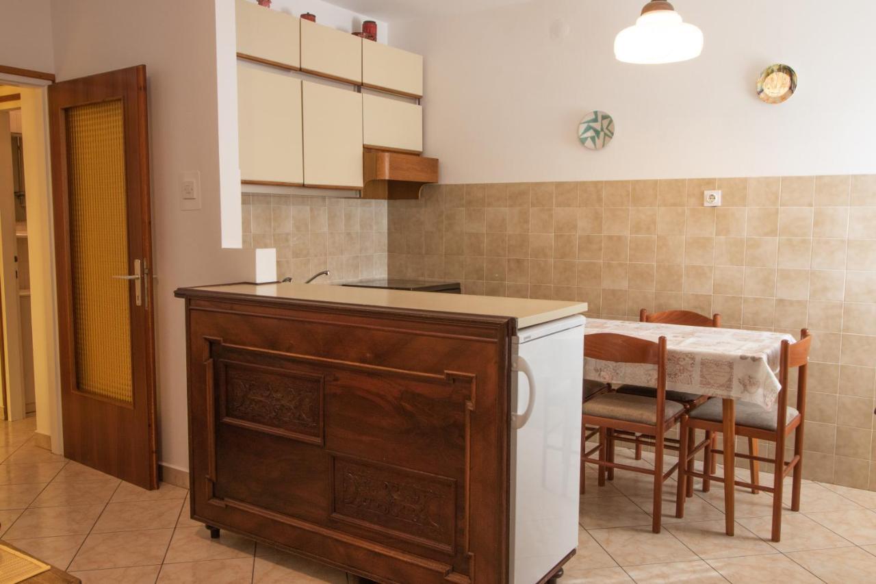 Apartment Mario With Terrace And Sea View Baška Esterno foto